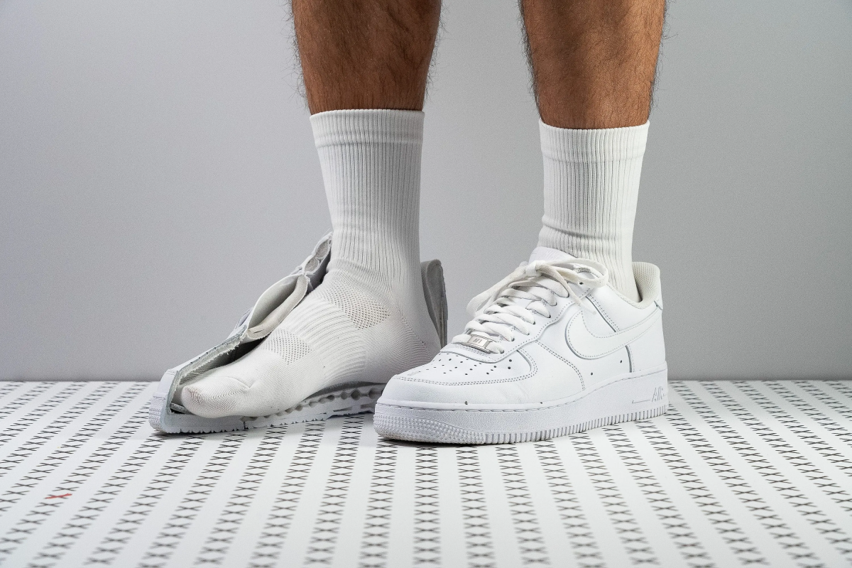 Nike Air Force 1 '07 White